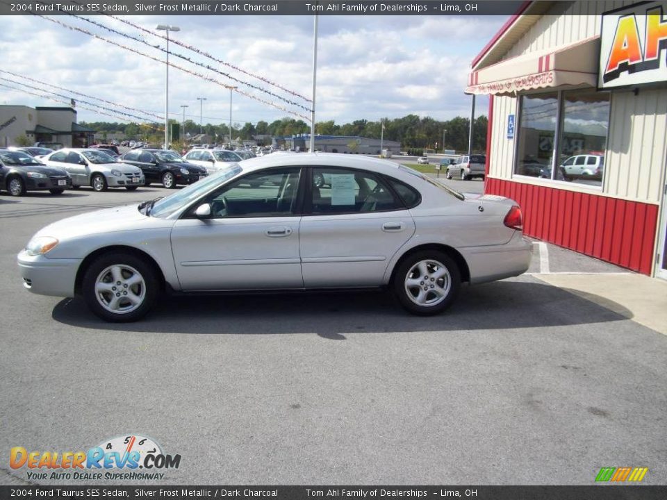 2004 Ford Taurus SES Sedan Silver Frost Metallic / Dark Charcoal Photo #2