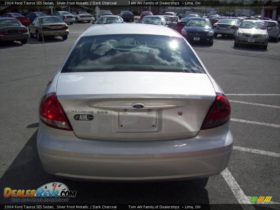 2004 Ford Taurus SES Sedan Silver Frost Metallic / Dark Charcoal Photo #4