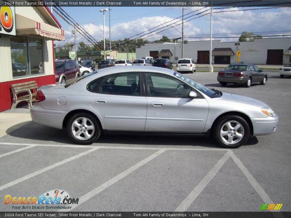 2004 Ford Taurus SES Sedan Silver Frost Metallic / Dark Charcoal Photo #6