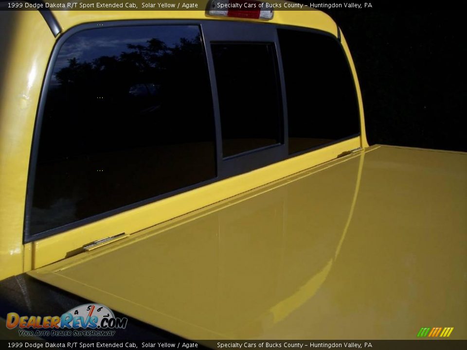 1999 Dodge Dakota R/T Sport Extended Cab Solar Yellow / Agate Photo #25