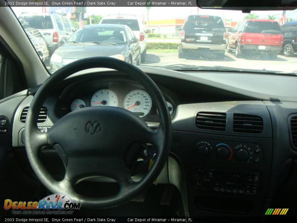 2003 Dodge Intrepid SE Onyx Green Pearl / Dark Slate Gray Photo #13