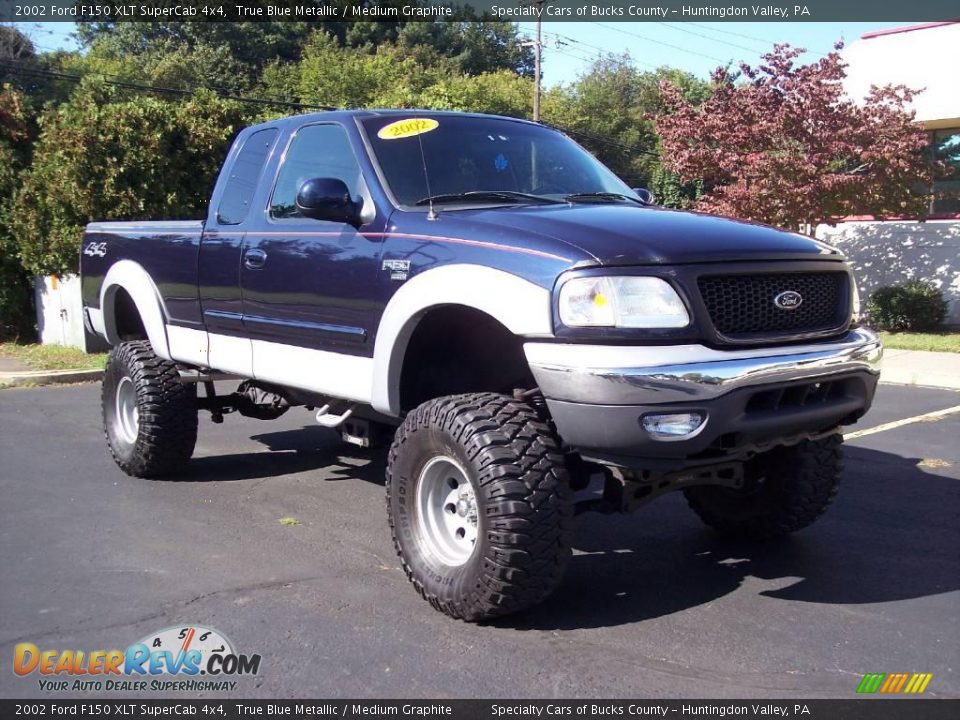 2002 Ford F150 XLT SuperCab 4x4 True Blue Metallic / Medium Graphite Photo #2