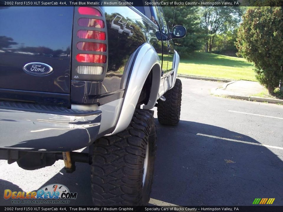 2002 Ford F150 XLT SuperCab 4x4 True Blue Metallic / Medium Graphite Photo #19