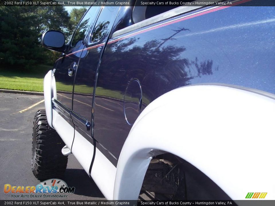 2002 Ford F150 XLT SuperCab 4x4 True Blue Metallic / Medium Graphite Photo #21