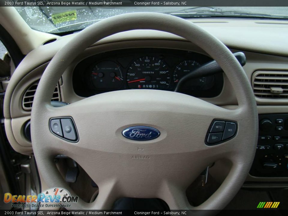 2003 Ford Taurus SES Arizona Beige Metallic / Medium Parchment Photo #17