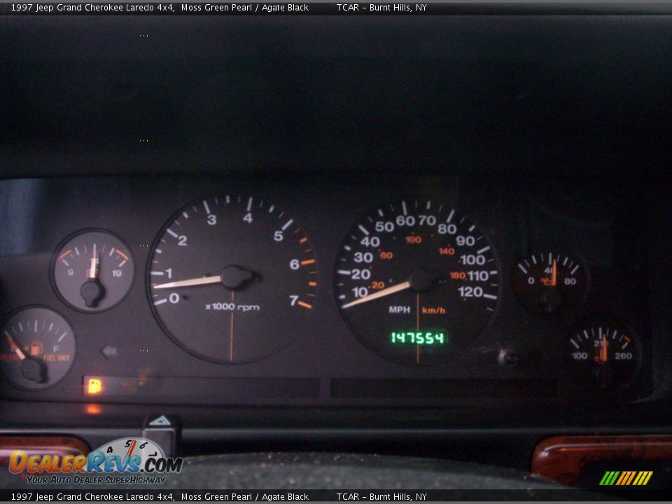1997 Jeep Grand Cherokee Laredo 4x4 Moss Green Pearl / Agate Black Photo #13