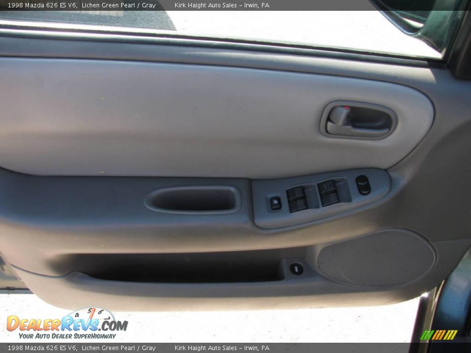 1998 Mazda 626 ES V6 Lichen Green Pearl / Gray Photo #17