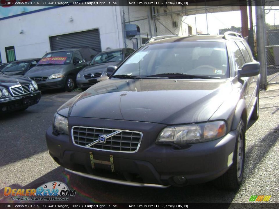 2002 Volvo V70 2.4T XC AWD Wagon Black / Taupe/Light Taupe Photo #5