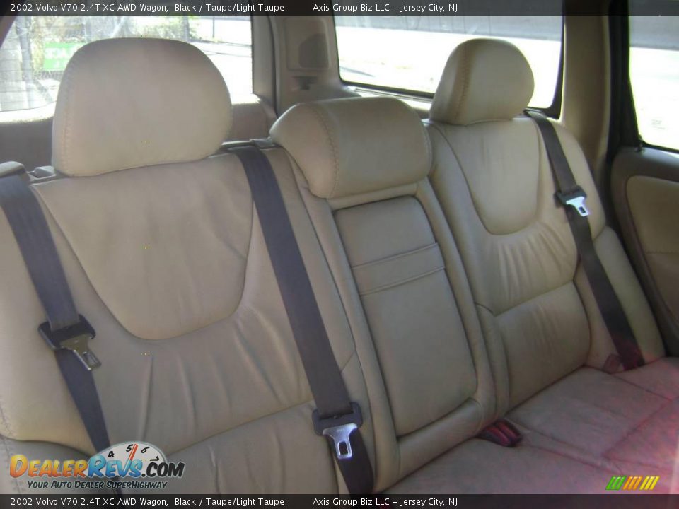 2002 Volvo V70 2.4T XC AWD Wagon Black / Taupe/Light Taupe Photo #13