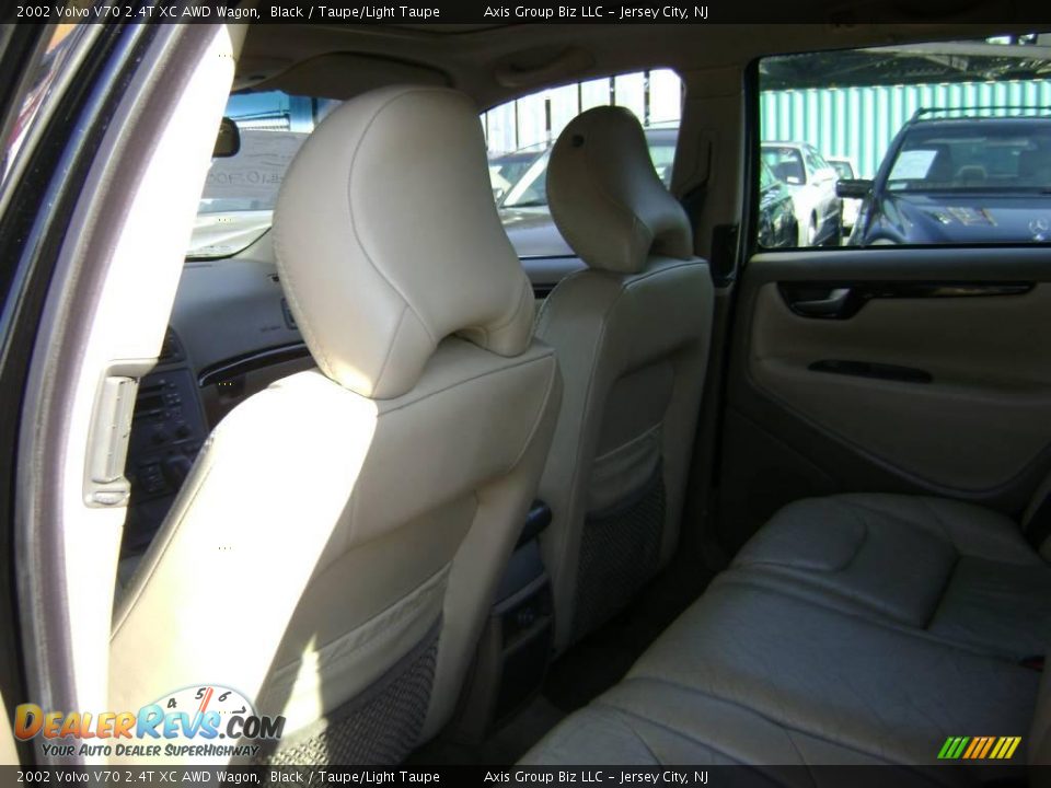 2002 Volvo V70 2.4T XC AWD Wagon Black / Taupe/Light Taupe Photo #14