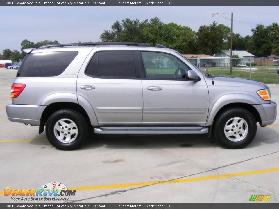 2001 Toyota Sequoia Limited Silver Sky Metallic / Charcoal Photo #2