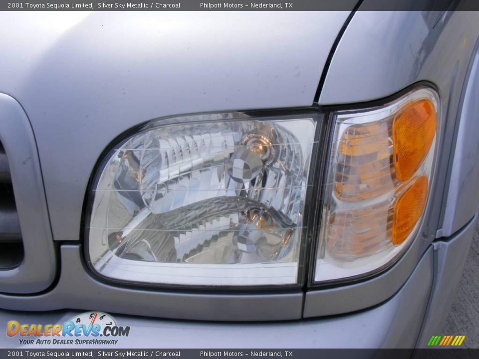 2001 Toyota Sequoia Limited Silver Sky Metallic / Charcoal Photo #10