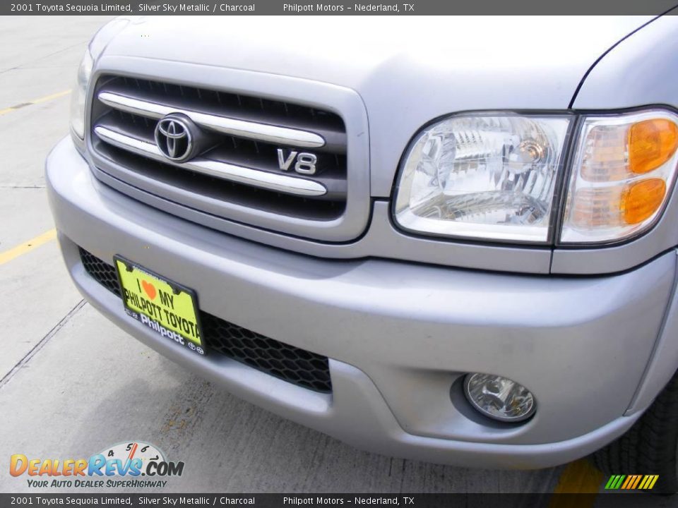 2001 Toyota Sequoia Limited Silver Sky Metallic / Charcoal Photo #12