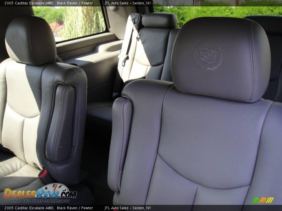 2005 Cadillac Escalade AWD Black Raven / Pewter Photo #12