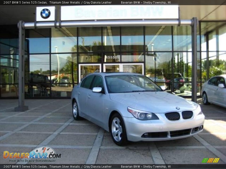 2007 BMW 5 Series 525i Sedan Titanium Silver Metallic / Gray Dakota Leather Photo #2