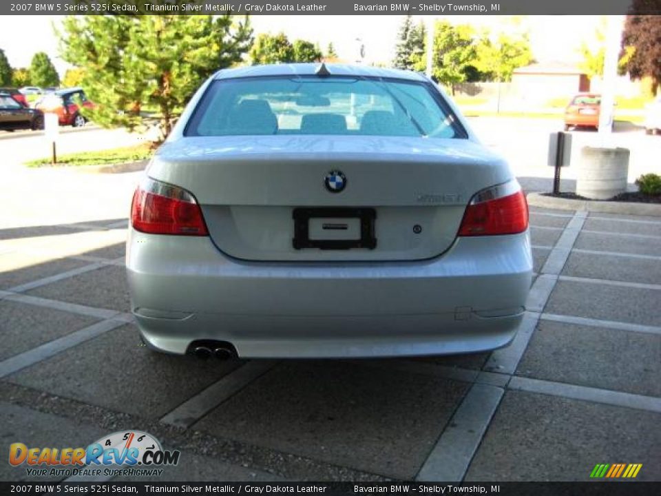 2007 BMW 5 Series 525i Sedan Titanium Silver Metallic / Gray Dakota Leather Photo #7