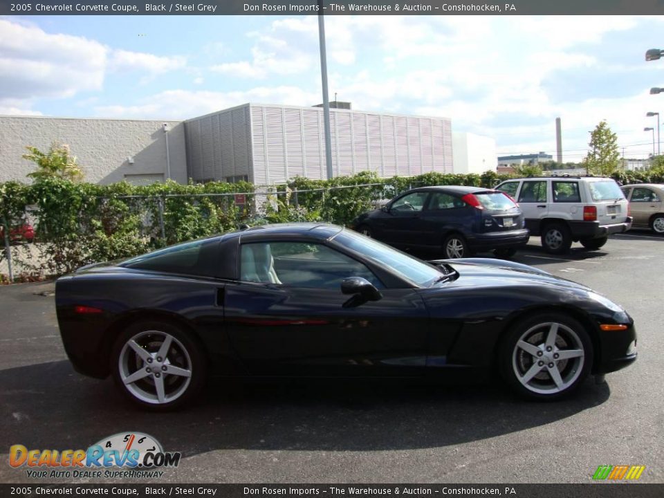 2005 Chevrolet Corvette Coupe Black / Steel Grey Photo #6
