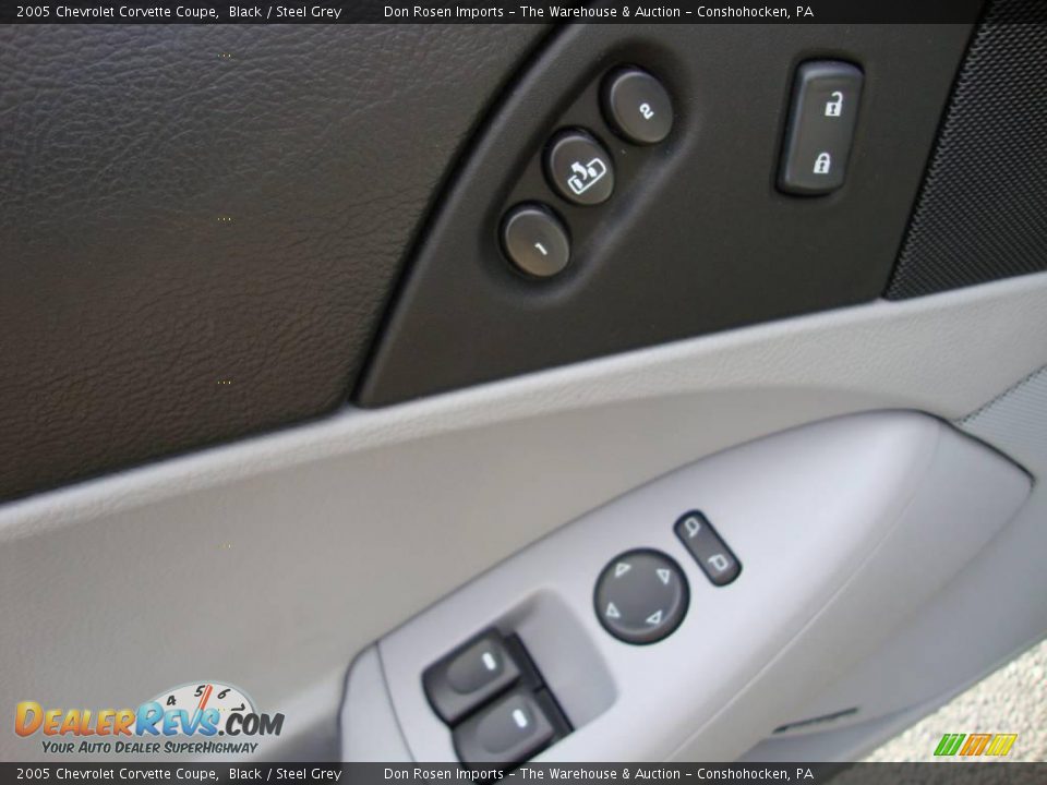 2005 Chevrolet Corvette Coupe Black / Steel Grey Photo #14