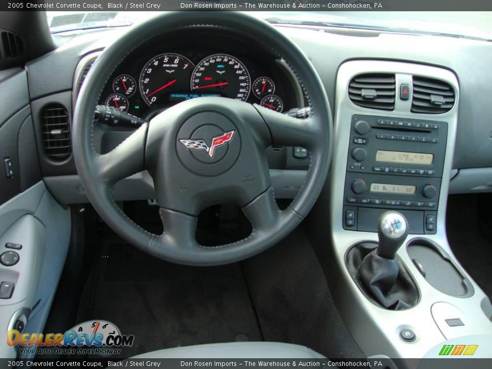 2005 Chevrolet Corvette Coupe Black / Steel Grey Photo #34