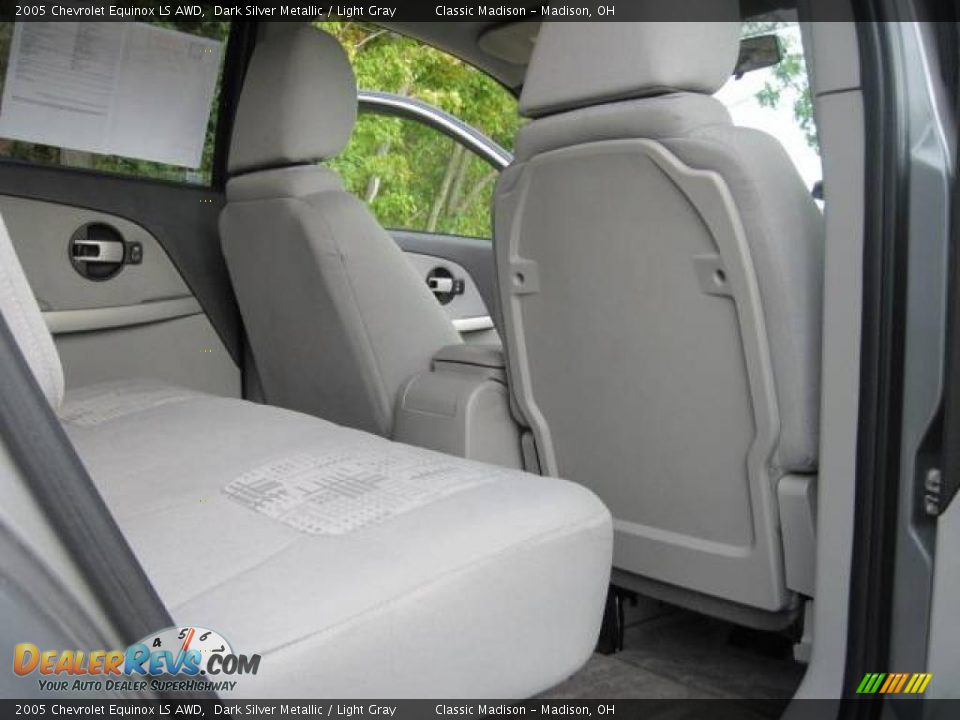 2005 Chevrolet Equinox LS AWD Dark Silver Metallic / Light Gray Photo #16