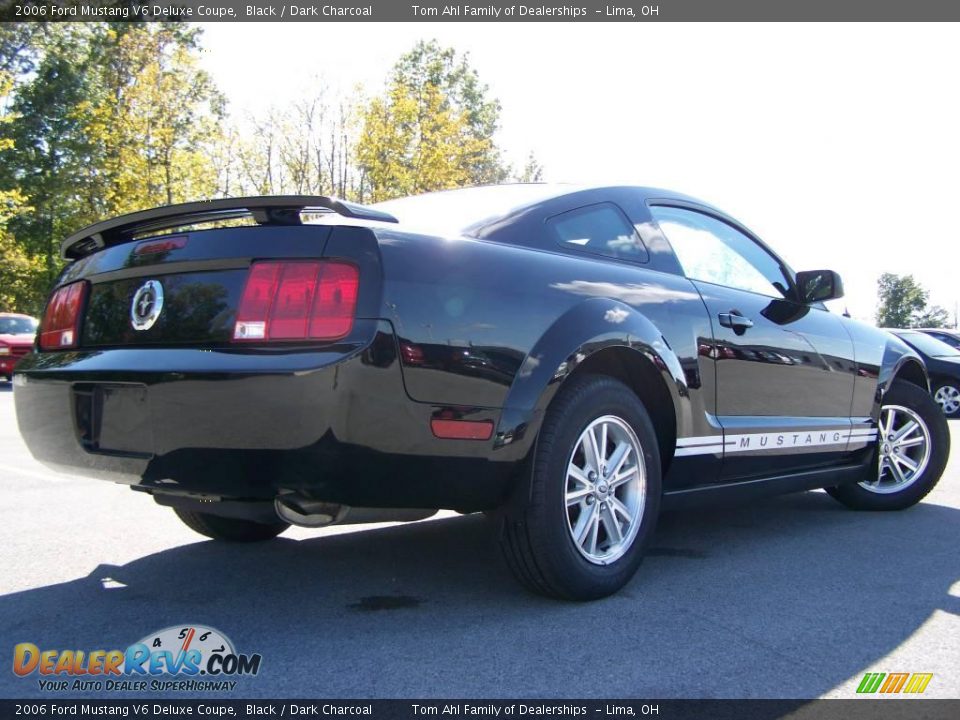 2006 Ford Mustang V6 Deluxe Coupe Black / Dark Charcoal Photo #3