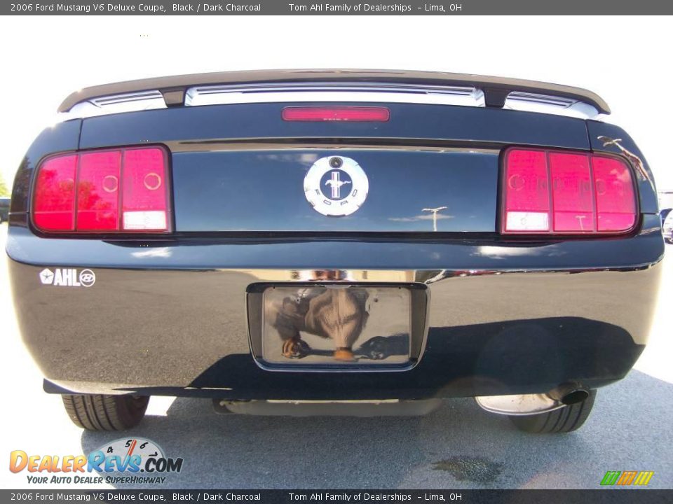 2006 Ford Mustang V6 Deluxe Coupe Black / Dark Charcoal Photo #4