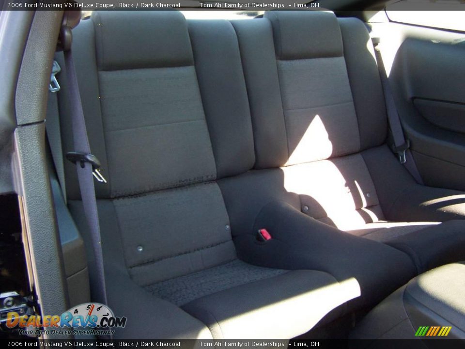 2006 Ford Mustang V6 Deluxe Coupe Black / Dark Charcoal Photo #10