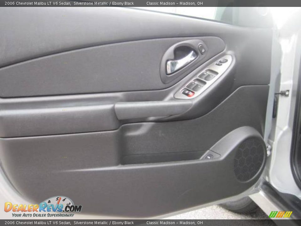 2006 Chevrolet Malibu LT V6 Sedan Silverstone Metallic / Ebony Black Photo #13