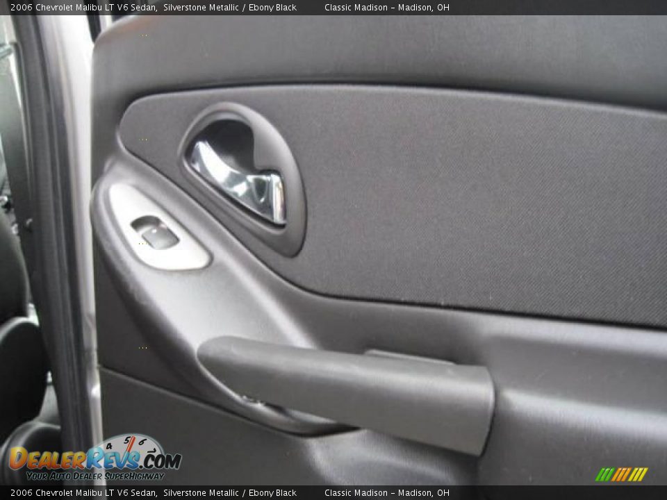 2006 Chevrolet Malibu LT V6 Sedan Silverstone Metallic / Ebony Black Photo #17