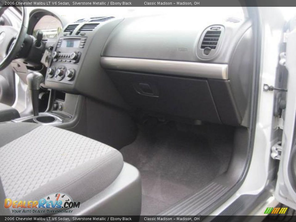 2006 Chevrolet Malibu LT V6 Sedan Silverstone Metallic / Ebony Black Photo #18