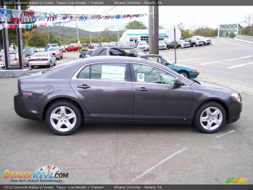 2010 Chevrolet Malibu LS Sedan Taupe Gray Metallic / Titanium Photo #2