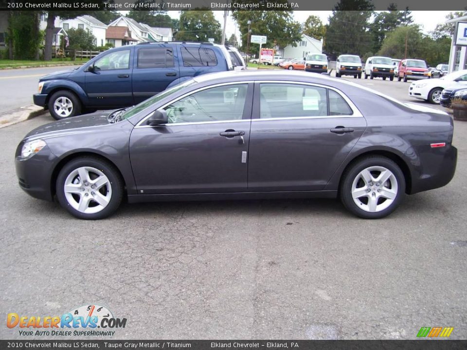 2010 Chevrolet Malibu LS Sedan Taupe Gray Metallic / Titanium Photo #6