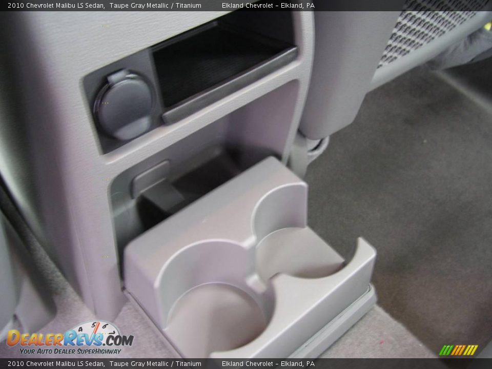 2010 Chevrolet Malibu LS Sedan Taupe Gray Metallic / Titanium Photo #29