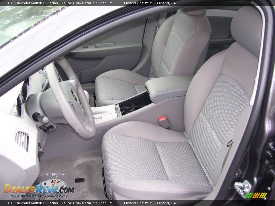 2010 Chevrolet Malibu LS Sedan Taupe Gray Metallic / Titanium Photo #34