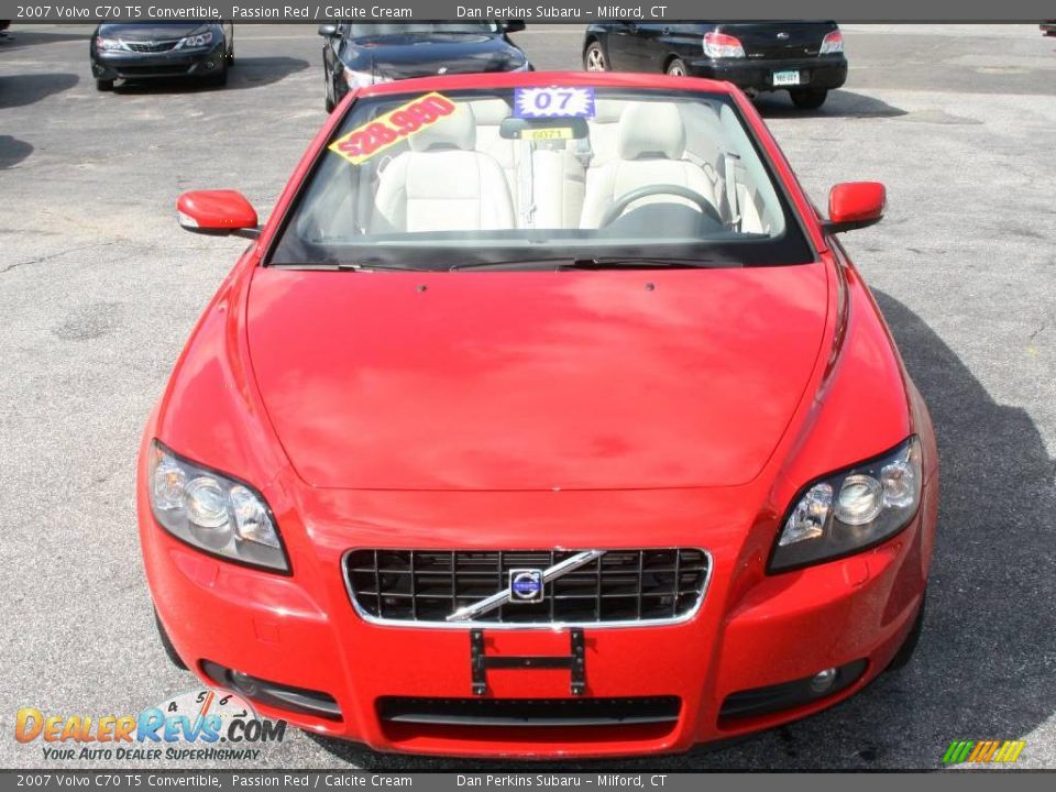 2007 Volvo C70 T5 Convertible Passion Red / Calcite Cream Photo #2