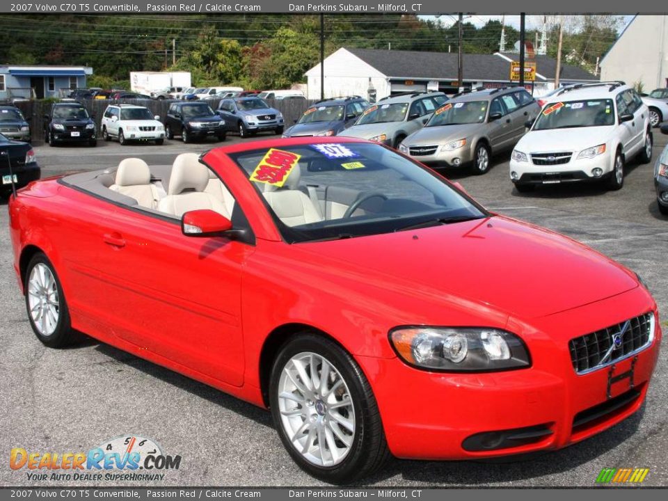 2007 Volvo C70 T5 Convertible Passion Red / Calcite Cream Photo #3