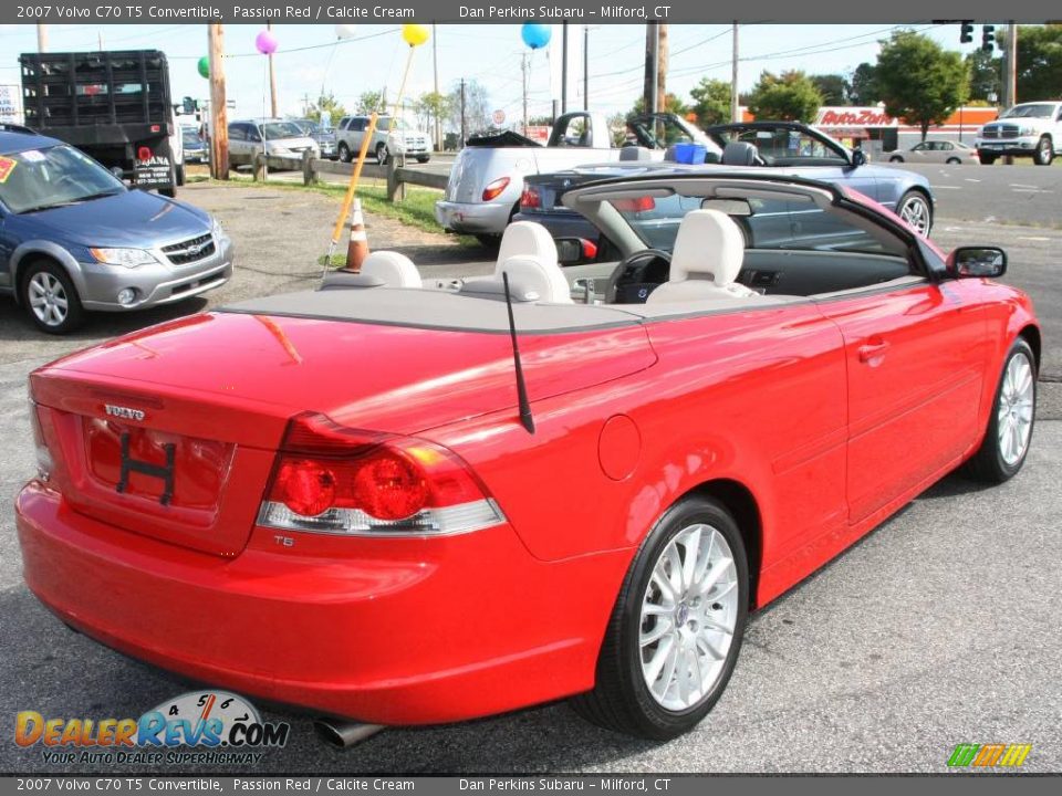 2007 Volvo C70 T5 Convertible Passion Red / Calcite Cream Photo #5