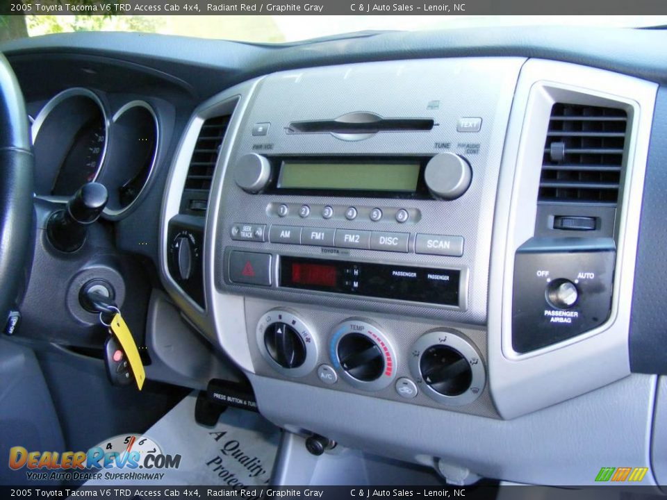 2005 Toyota Tacoma V6 TRD Access Cab 4x4 Radiant Red / Graphite Gray Photo #3