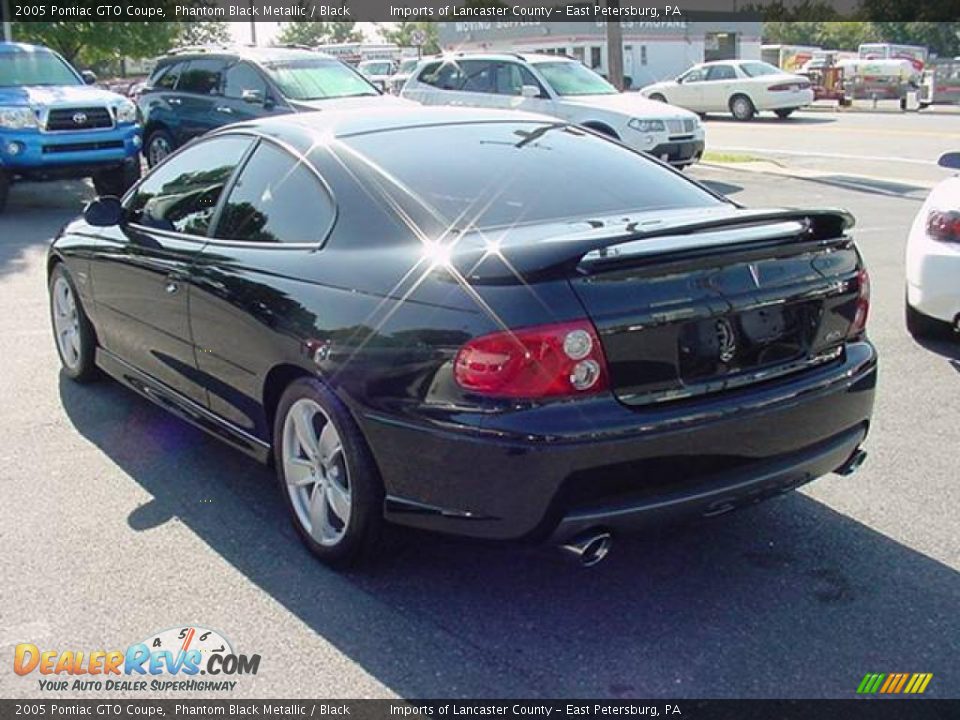2005 Pontiac GTO Coupe Phantom Black Metallic / Black Photo #4