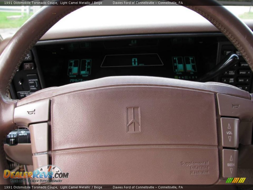 1991 Oldsmobile Toronado Coupe Light Camel Metallic / Beige Photo #14