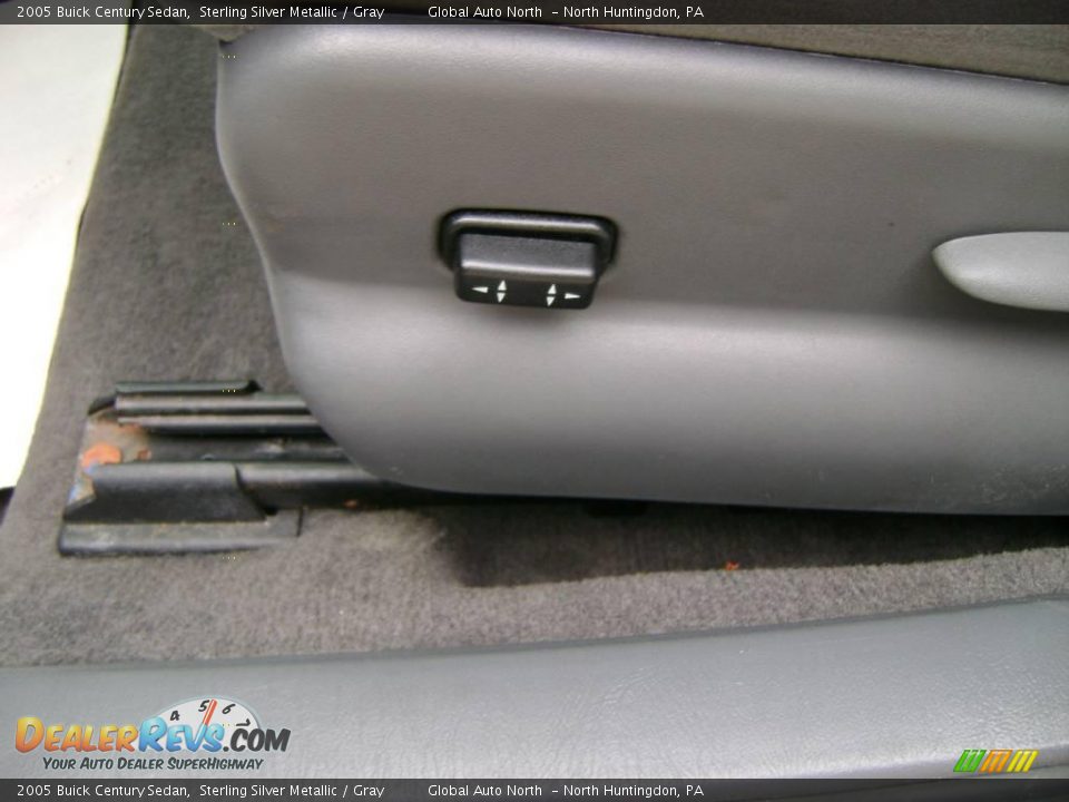 2005 Buick Century Sedan Sterling Silver Metallic / Gray Photo #9
