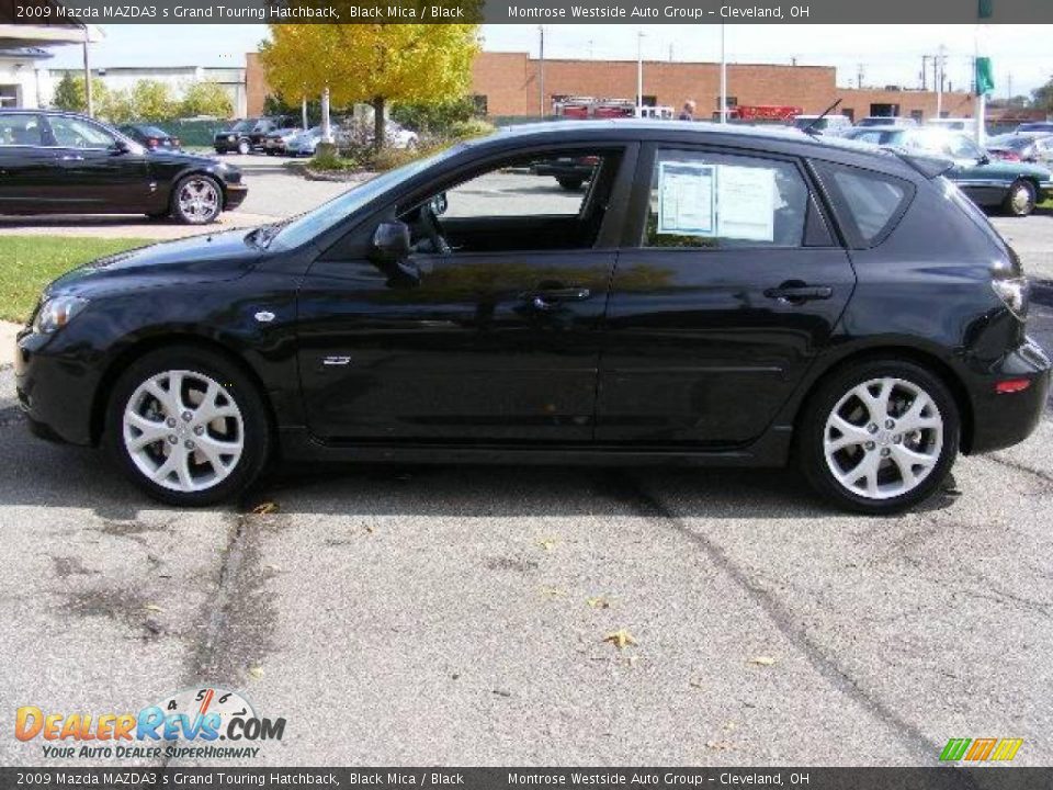 2009 Mazda MAZDA3 s Grand Touring Hatchback Black Mica / Black Photo #2