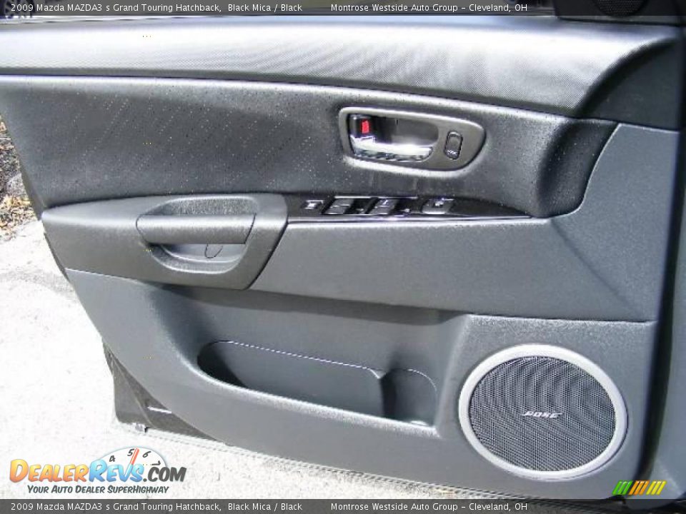 2009 Mazda MAZDA3 s Grand Touring Hatchback Black Mica / Black Photo #25