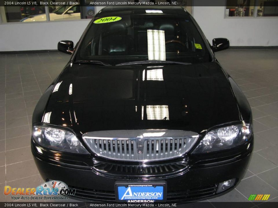 2004 Lincoln LS V8 Black Clearcoat / Black Photo #2