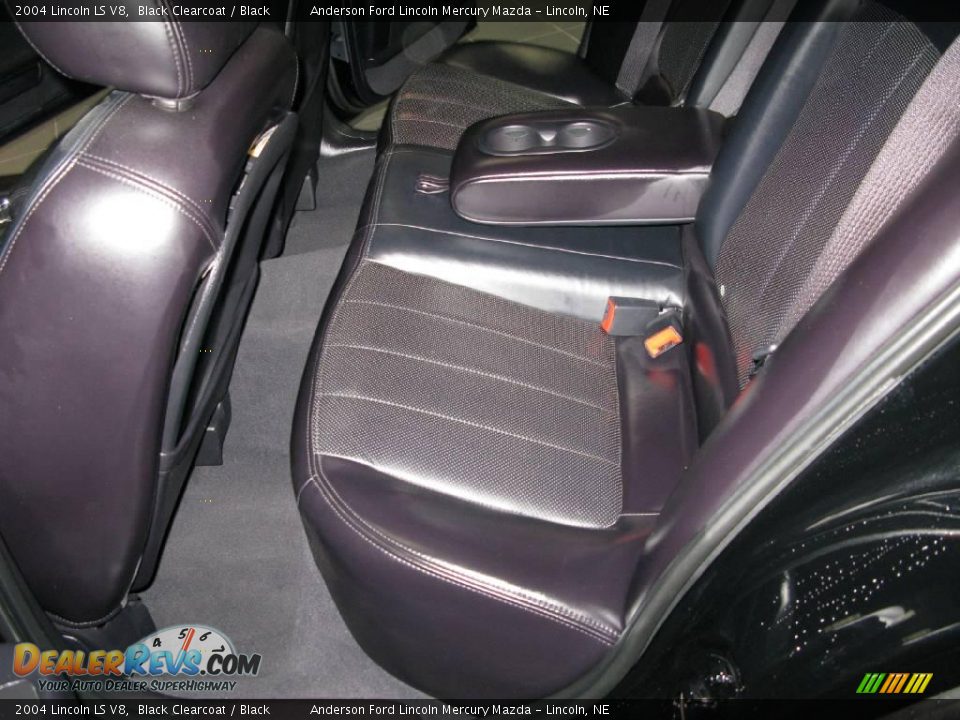 2004 Lincoln LS V8 Black Clearcoat / Black Photo #11