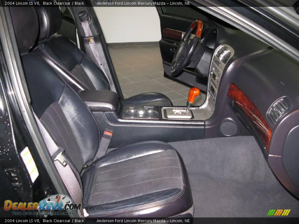 2004 Lincoln LS V8 Black Clearcoat / Black Photo #14