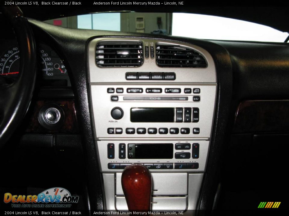 2004 Lincoln LS V8 Black Clearcoat / Black Photo #16