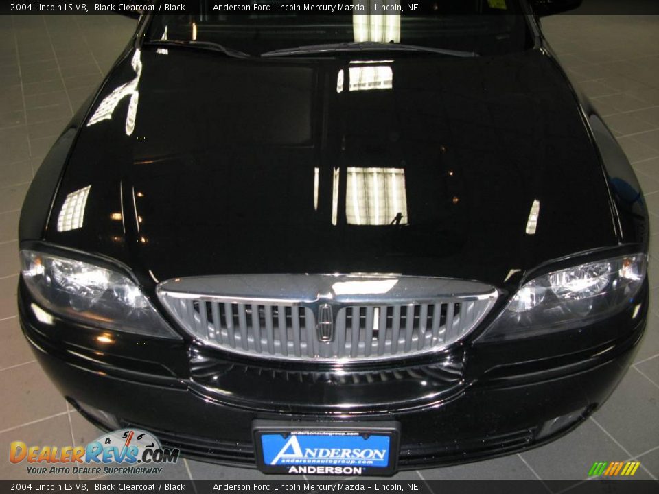 2004 Lincoln LS V8 Black Clearcoat / Black Photo #26