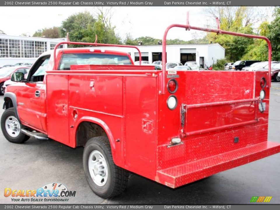 2002 Chevrolet Silverado 2500 Regular Cab Chassis Utility Victory Red / Medium Gray Photo #6
