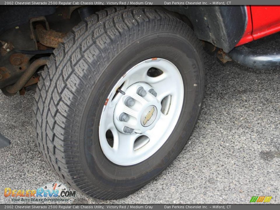 2002 Chevrolet Silverado 2500 Regular Cab Chassis Utility Victory Red / Medium Gray Photo #10